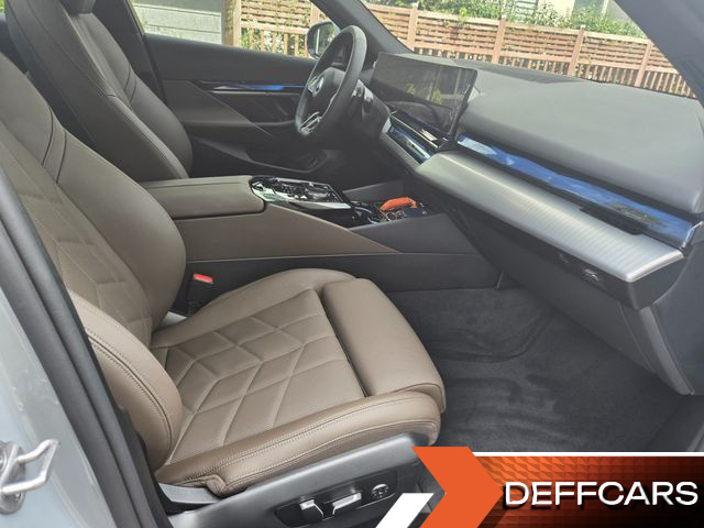 BMW 5-SERIES 520i M Sport купить на сайте DeffCars