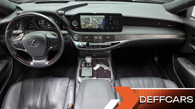 Lexus LS 3.5 Luxury AWD купить на сайте DeffCars