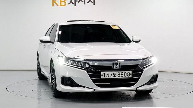 Honda ACCORD 2.0 Hybrid Touring купить на сайте DeffCars