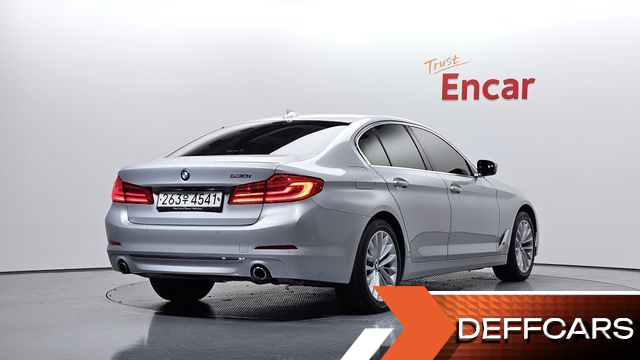 BMW 5-SERIES 530i Luxury Plus купить на сайте DeffCars