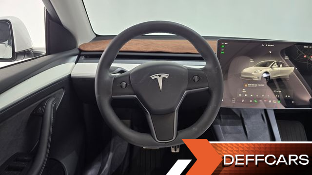 Tesla MODEL Y Long Range AWD купить на сайте DeffCars