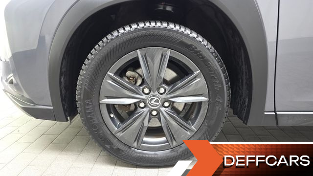 Lexus UX 2.0 2WD купить на сайте DeffCars