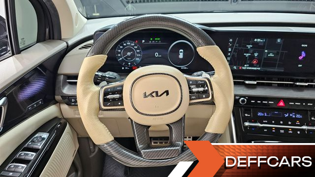 Kia CARNIVAL Gasoline 9-Seater Signature купить на сайте DeffCars