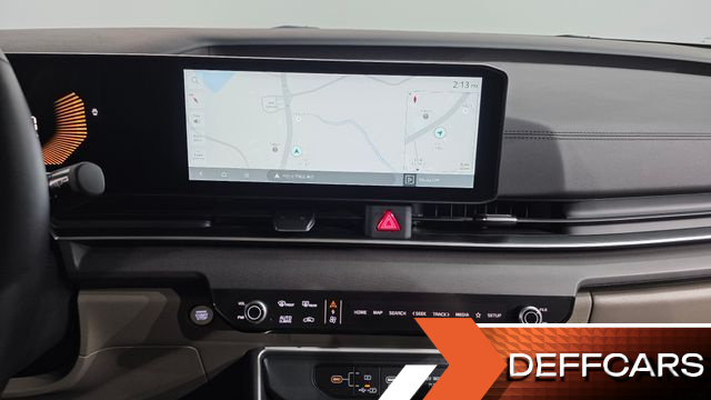 Kia CARNIVAL 9-Seater Prestige купить на сайте DeffCars