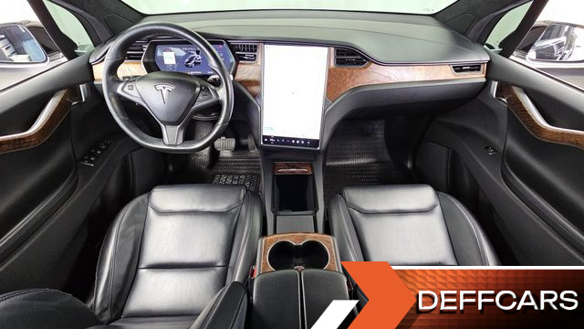 Tesla MODEL X Long Range купить на сайте DeffCars