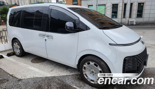 Hyundai STARIA Lounge 7-Seater Inspiration купить на сайте DeffCars