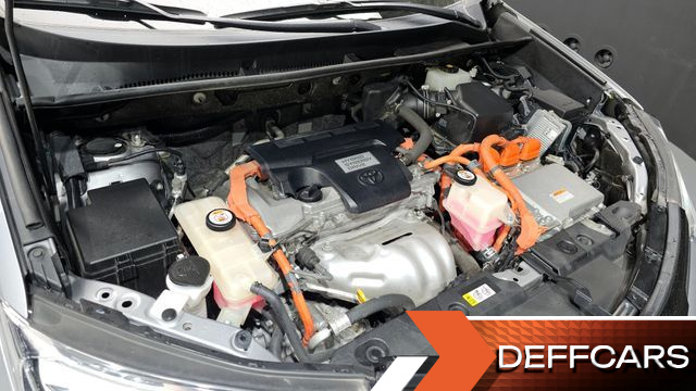Toyota RAV4 2.5 4WD Hybrid 4th купить на сайте DeffCars