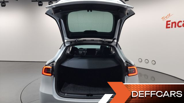 Tesla MODEL Y Performance AWD купить на сайте DeffCars