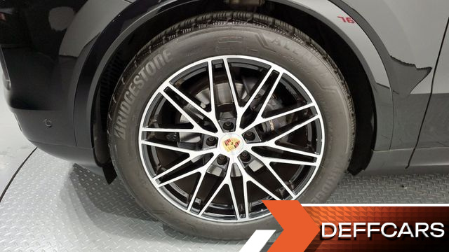 Porsche CAYENNE 3.0 купить на сайте DeffCars