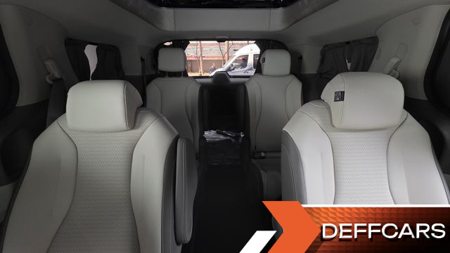 Kia CARNIVAL HEV 9-Seater Hi-Limousine Signature купить на сайте DeffCars