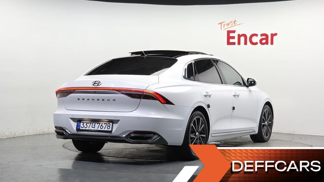 Hyundai GRANDEUR 2.5 Premium Choice купить на сайте DeffCars