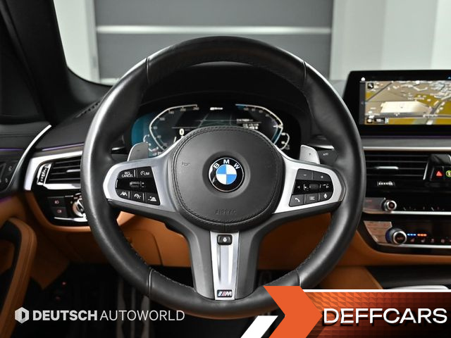BMW 5-SERIES 530e M Sport купить на сайте DeffCars