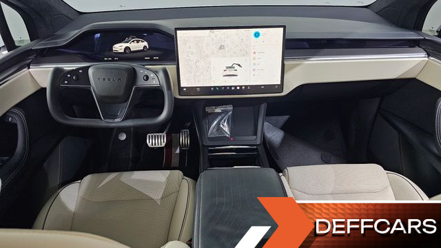 Tesla MODEL X Plaid купить на сайте DeffCars