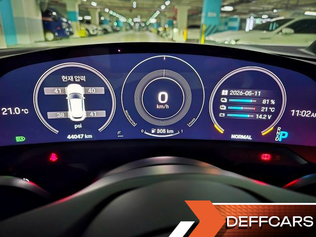 Porsche TAYCAN 4S купить на сайте DeffCars