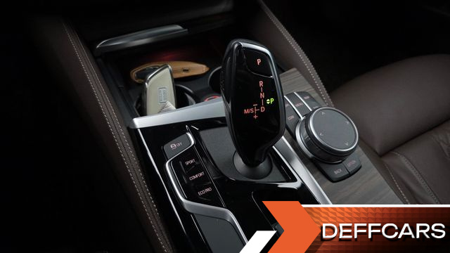 BMW 5-SERIES 520d Luxury Plus купить на сайте DeffCars