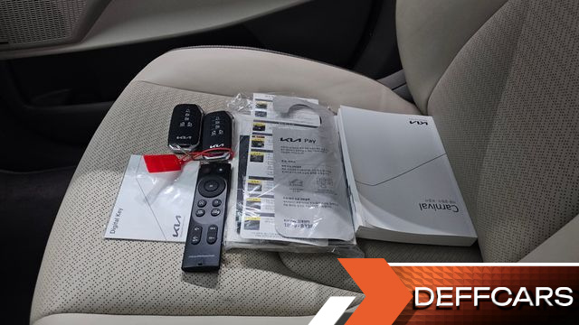 Kia CARNIVAL Gasoline 9-Seater Hi-Limousine Signature купить на сайте DeffCars