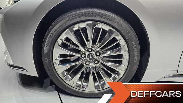 Lexus LS 3.5 Platinum AWD купить на сайте DeffCars