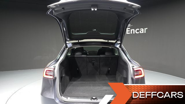Tesla MODEL Y Long Range AWD купить на сайте DeffCars