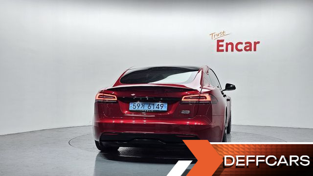 Tesla MODEL S Plaid купить на сайте DeffCars