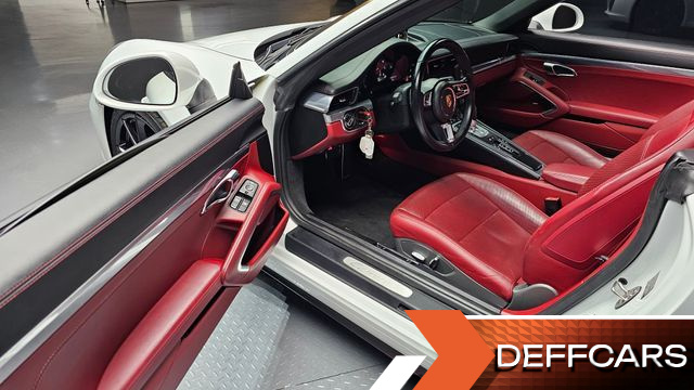 Porsche 911 CARRERA 4 CABRIOLET 991 купить на сайте DeffCars