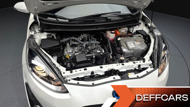 Toyota PRIUS 1.5 купить на сайте DeffCars