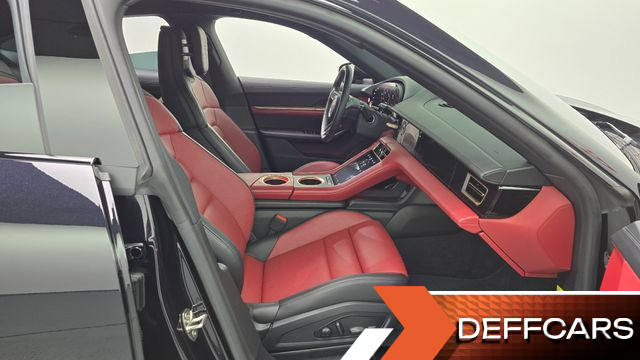 Porsche TAYCAN 4S купить на сайте DeffCars