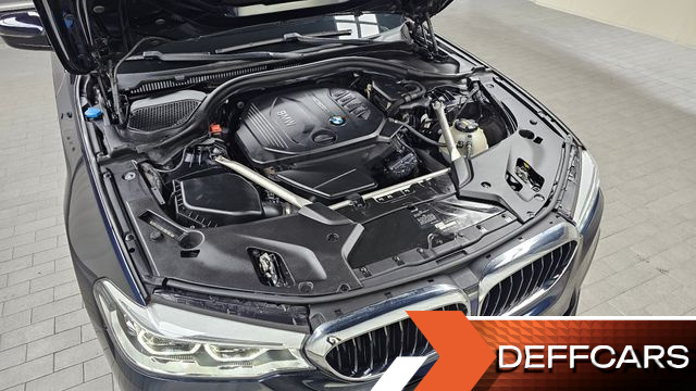 BMW 5-SERIES 520d M Sport Package Plus купить на сайте DeffCars