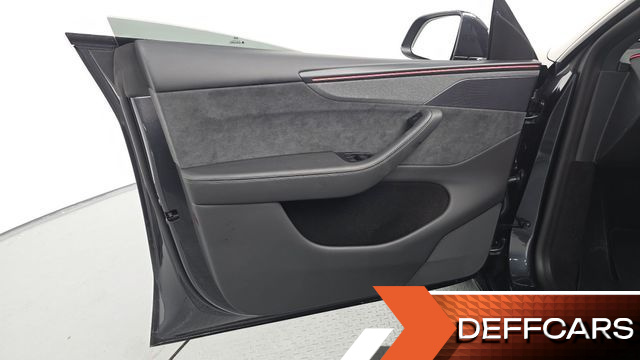 Tesla MODEL Y L Long Range AWD купить на сайте DeffCars