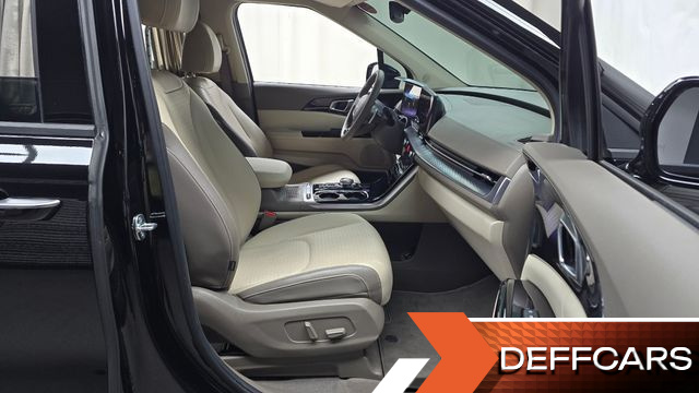Kia CARNIVAL Gasoline 9-Seater Hi-Limousine Signature купить на сайте DeffCars