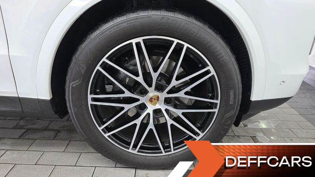 Porsche CAYENNE 3.0 купить на сайте DeffCars