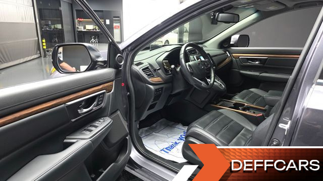 Honda CR-V 2.0 Hybrid Touring 4WD купить на сайте DeffCars