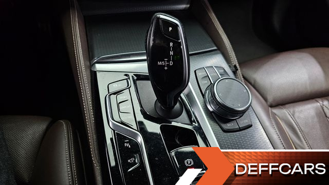 BMW 5-SERIES 523d xDrive M Sport купить на сайте DeffCars