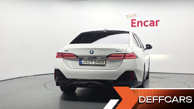 BMW 5-SERIES 530i xDrive M Sport купить на сайте DeffCars