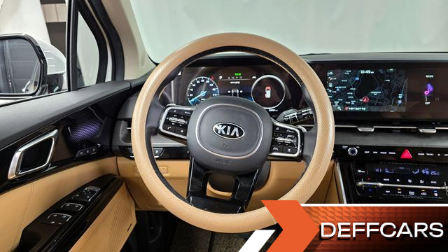 Kia CARNIVAL Gasoline 9-Seater Signature купить на сайте DeffCars