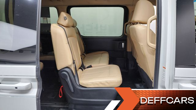 Hyundai STARIA Tourer 11-Seater Modern купить на сайте DeffCars