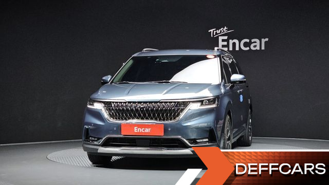 Kia CARNIVAL Gasoline 7-Seater Signature купить на сайте DeffCars