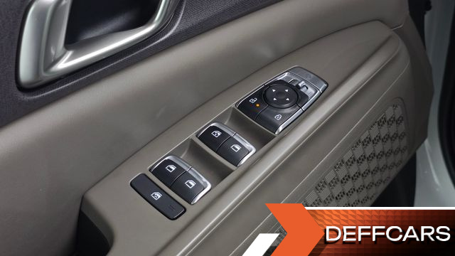 Kia CARNIVAL Gasoline 9-Seater Prestige купить на сайте DeffCars