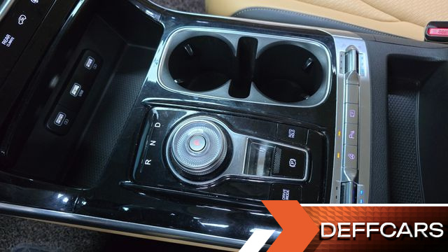 Kia CARNIVAL Gasoline 9-Seater Noblesse купить на сайте DeffCars