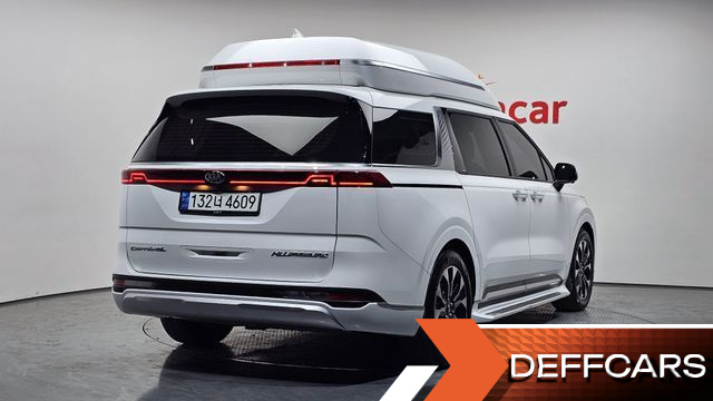 Kia CARNIVAL Gasoline 7-Seater Hi-Limousine Signature купить на сайте DeffCars