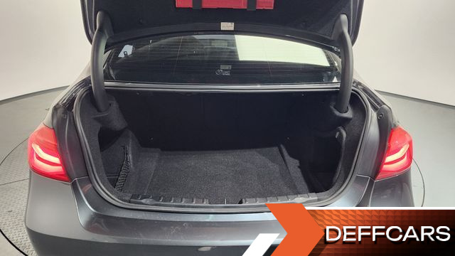 BMW 3-SERIES 320i M Sport купить на сайте DeffCars