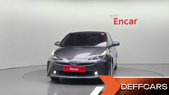 Toyota PRIUS 1.8 купить на сайте DeffCars