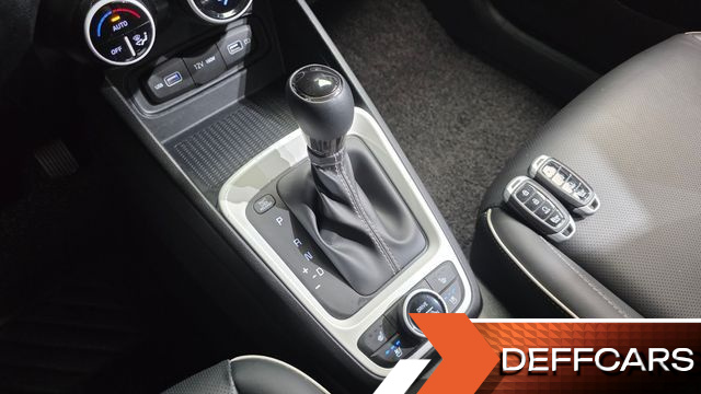Hyundai VENUE 1.6 Flux купить на сайте DeffCars