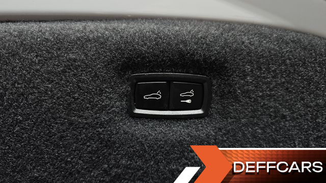 Porsche TAYCAN Base купить на сайте DeffCars