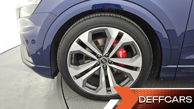 Audi Q8 55 TFSI Quattro Premium купить на сайте DeffCars