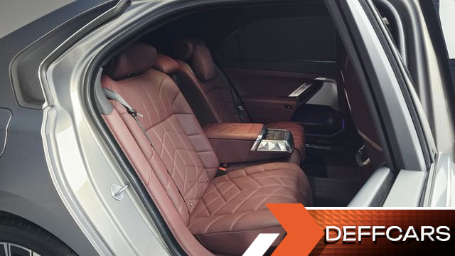 BMW 7-SERIES 740i xDrive M Sport купить на сайте DeffCars