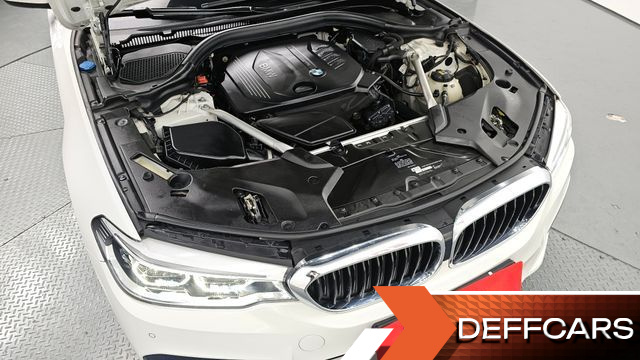 BMW 5-SERIES 520d xDrive M Sport Package купить на сайте DeffCars