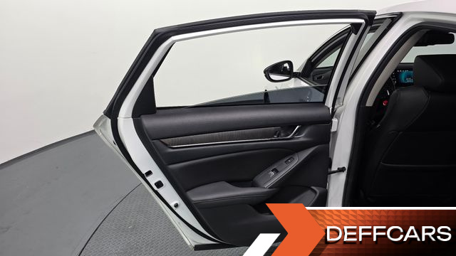 Honda ACCORD 2.0 Hybrid Touring купить на сайте DeffCars
