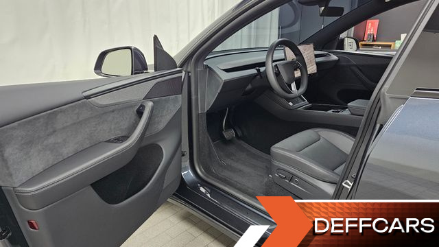 Tesla MODEL Y Premium Long Range AWD купить на сайте DeffCars