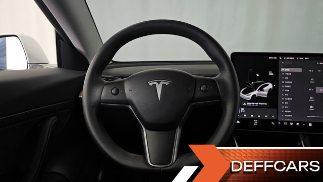 Tesla MODEL 3 Standard Range Plue RWD купить на сайте DeffCars