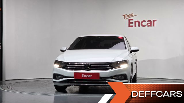 Volkswagen PASSAT 2.0 TDI Premium купить на сайте DeffCars